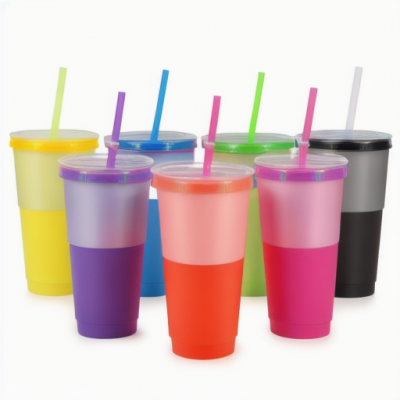 Color changing plastic cup